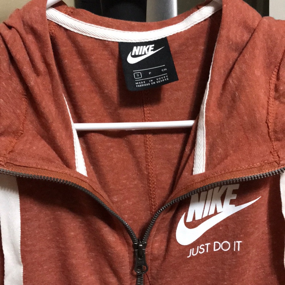 Nike Jacket - Picture 3 of 4